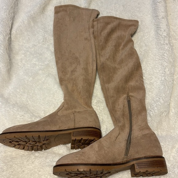 NEW! Steve Madden | Lizbeth Over-the-Knee Boot | Taupe - Size 6.5 - Picture 7 of 16